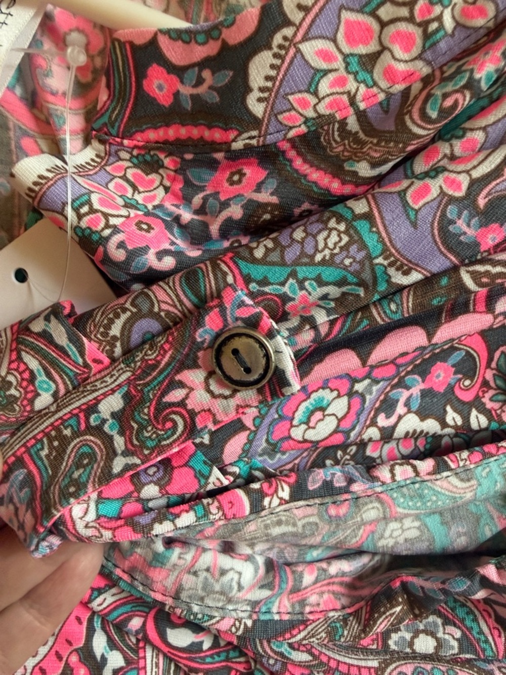 Dear Scarlett Women's Pink Paisley Tunic Top - Picture 5 of 6